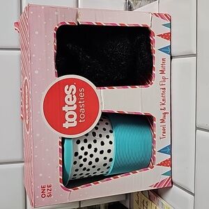 Totes Toasties Travel Mug and Knitted Flip Mittens
